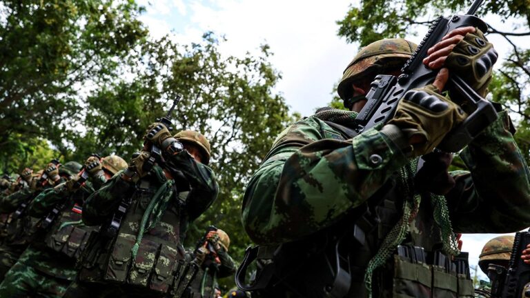Tayland ile Kamboçya arasında yeniden başlayan çatışmalarda 4 sivil hayatını kaybetti