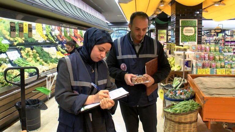 Ticaret Bakanlığı’ndan marketlerde fahiş fiyat denetimi