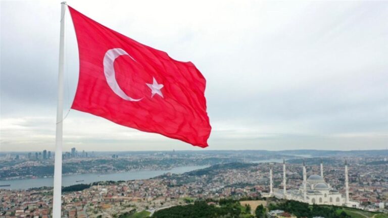 Türkiye ekonomisi üçüncü çeyrekte yüzde 3,7 büyüdü