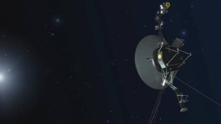 Uzayda yeni rekor: Voyager 1, Dünya’dan bir ışık günü uzaklığa ulaşacak