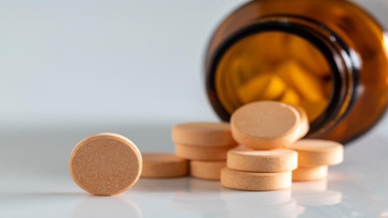Yaygın bir vitamin akciğerleri hava kirliliğinden korumaya yardımcı olabilir