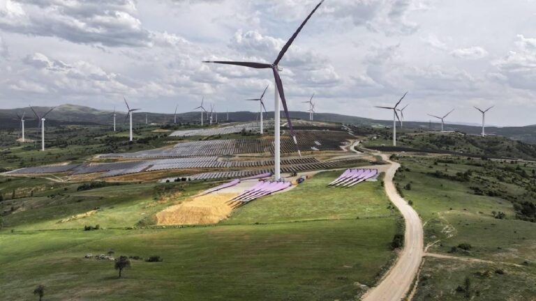 Yenilenebilir Enerji Kaynak Alanları yönetmeliğinde değişik