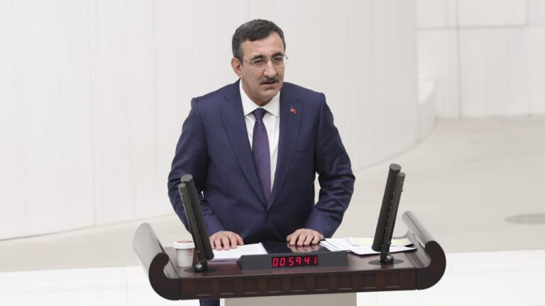 Yılmaz: 2026’da enflasyonu yüzde 20’nin altına indirmeyi hedefliyoruz