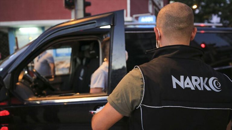 Zehir tacirlerine yönelik operasyonlarda 970 şüpheli yakalandı