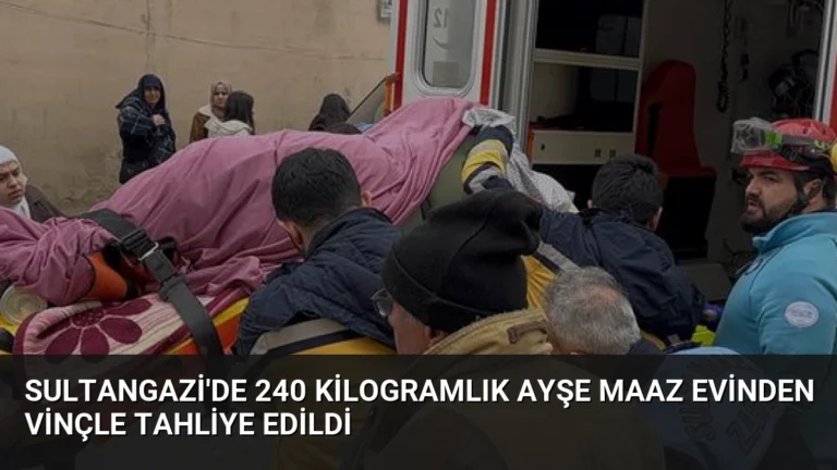 Sultangazi’de 240 Kilogramlık Ayşe Maaz Evinden Vinçle Tahliye Edildi